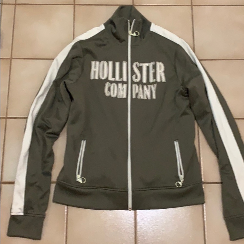 Zip up Hollister jacket!